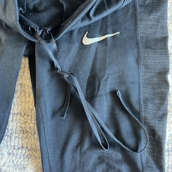 Black Nike Leggings - Picture 5 of 8